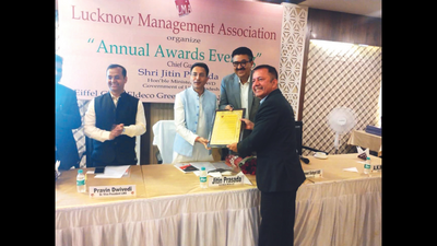 IIM-Indore director best managment professional