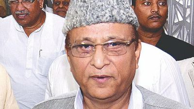 Uttar Pradesh: Political churning among Muslims over Azam Khan factor
