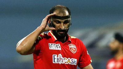 IPL 2022: Rishi Dhawan's face-shield catches everyone's attention