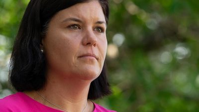 Triple-vaccinated close contacts no longer need to isolate, NT Health Minister Natasha Fyles says