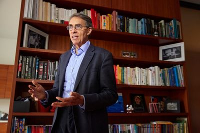 Human Rights Watch chief to step down after nearly three decades