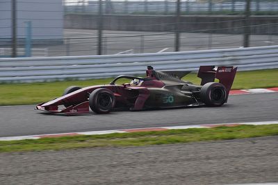 Super Formula trials 'hybrid' body panels in latest next-gen test