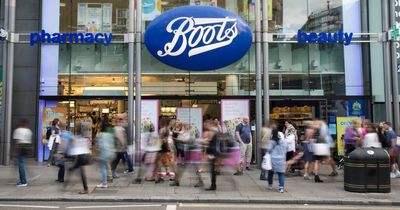 Boots £10 Tuesday slashes prices on Urban Decay, Smashbox, Joules