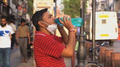 India feels the heat: Country reels from unusually early heatwave