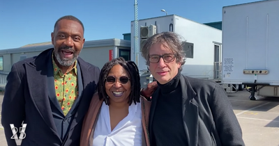 Whoopi Goldberg spotted in Edinburgh with Neil Gaiman and Lenny Henry