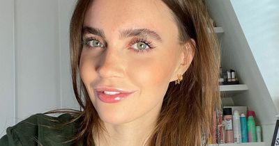 Eylure Dybrow Eyebrow Dye Kit has been rated 5-stars by over 4,500 people - but is it worth the hype?