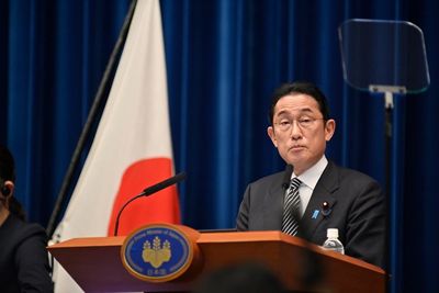 Kishida says Japan, South Korea should quickly improve ties