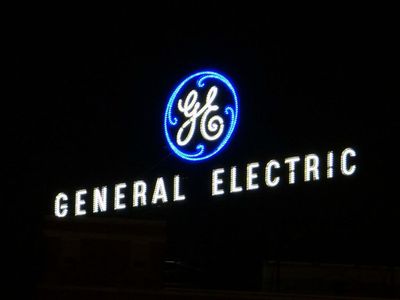 GE Stock Slides After Q1 Earnings, Warns On Inflation Pressure