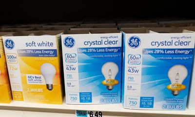 Light bulb rule ensures brighter future, energy chief says