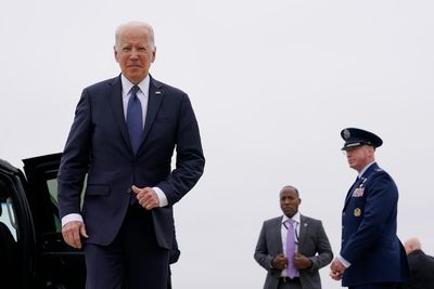 Biden to speak at memorial Sunday for former VP Mondale