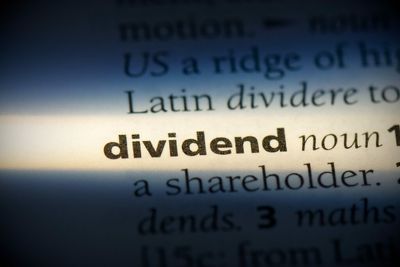 2 Dividend Aristocrats That Yield More Than 4%