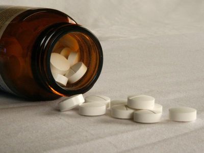 Doctors to kick 'opioid-first' habit