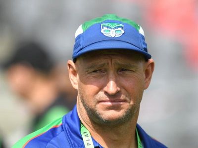 Brown stands by comments after record loss