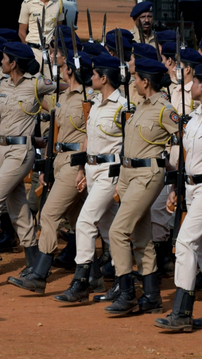 Rehearsals in full swing for Maharashtra Day parade