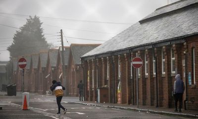 ‘Unsafe’ UK accommodation threatens asylum seekers’ health – report