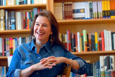 Louise Erdrich among 6 finalists for literary Women's Prize