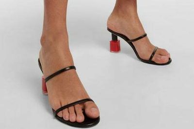 Best sandals for women to wear in summer 2022
