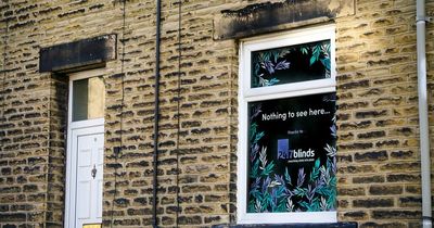 You can now get paid to advertise from your window