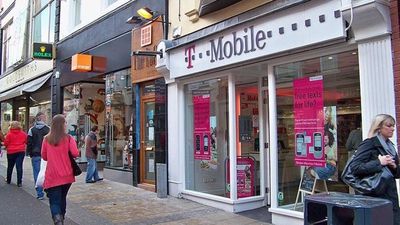 T-Mobile Stock Jumps After Q1 Earnings Beat, 2022 Customer Addition Forecast