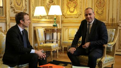 France’s largest trade union exhorts Macron to consult civil society to build next term