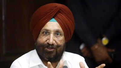 Punjab: Former deputy CM Sukhjinder Singh Randhawa asked to return ministerial vehicle