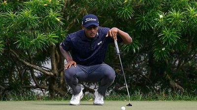 Viraj Madappa leads men's section in Asian Games golf trials