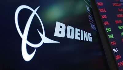Boeing posts bigger-than-expected loss in the 1st quarter