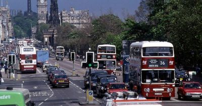 15 mind-blowing Edinburgh photos that will take you right back to the 1990s