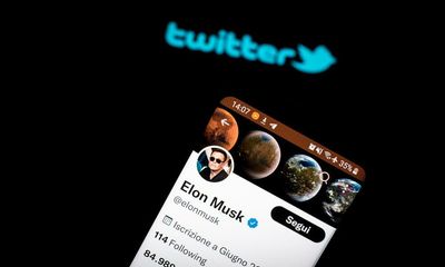 Left-leaning users leave Twitter in protest at Musk takeover