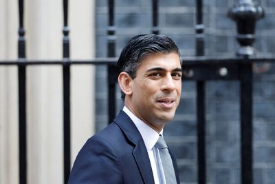 Rishi Sunak says cost of living help would leave ‘our kids’ picking up the bill