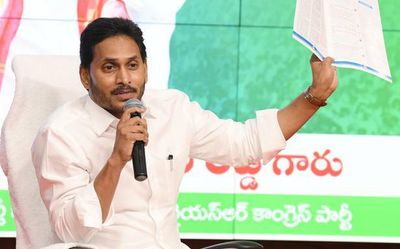 Andhra Pradesh: Jagan sounds the poll bugle