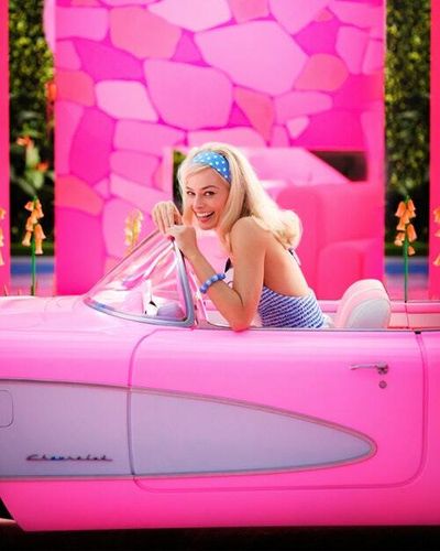 The first teaser image from the Barbie movie has been released