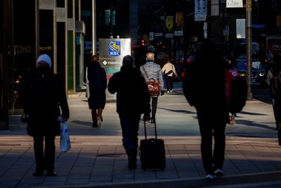 Graying of Canada's workforce threatens to worsen labor crunch