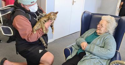 East Lothian care home residents visited by cat who has travelled the world