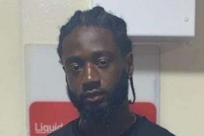 Beckenham Junction: Murder investigation launched after stabbing