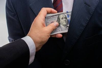 Reddit wants to give you up to $50K to do all kinds of weird projects