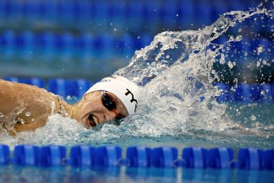Ledecky dominates in 200m free at US world championship trials