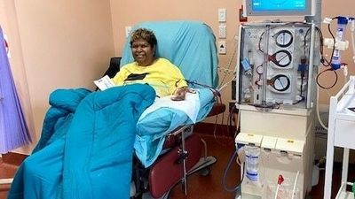 'Game changing' dialysis clinic brings elders living across the country back home to Newman, WA