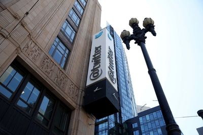 Twitter revenue climbs to $1.2B, daily users at 229M