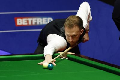 Judd Trump builds up huge early advantage over Mark Williams in semi-final