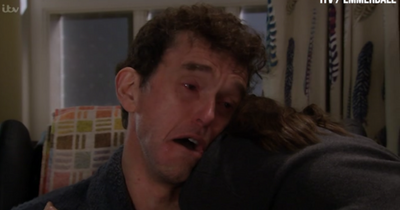 Emmerdale fans call for Marlon Dingle actor to win awards for emotional storyline