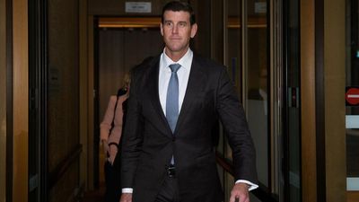 Roberts-Smith friend denies Afghan murder