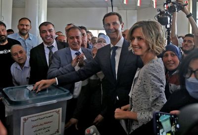 Assad family likely worth $1-2 billion, US report says