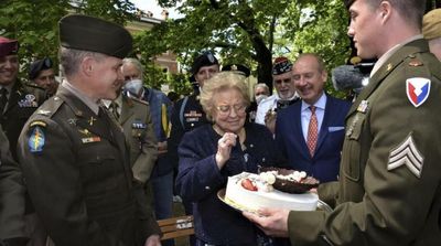 US Army ‘Returns’ Cake to Italian Woman for 90th Birthday