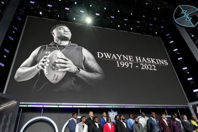 NFL Holds moment of silence for former Steelers QB Dwayne Haskins
