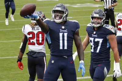Titans trade WR A.J. Brown to Eagles for multiple draft picks