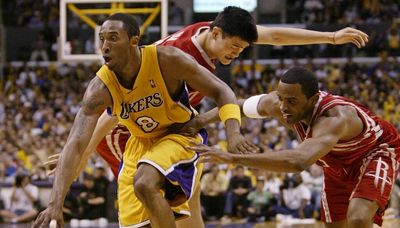 On this date: Kobe Bryant puts away the Rockets after a busy day