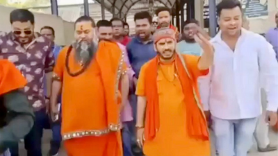 Right-wing activists oppose move to shift 250-year-old temple in Agra