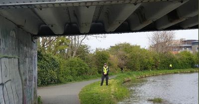 Edinburgh police patrol Union Canal amid reports of man 'pushing people into water'