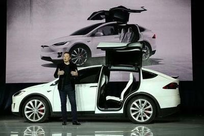 Elon Musk sells $8.5 billion of Tesla stock after sealing Twitter deal